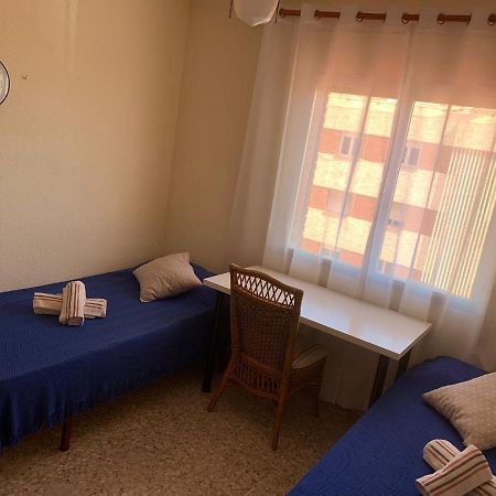 Cozy Room Guapo-Alicante Nearby The Beach And The Center Exterior photo