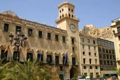 Cozy Room Guapo-Alicante Nearby The Beach And The Center Exterior photo